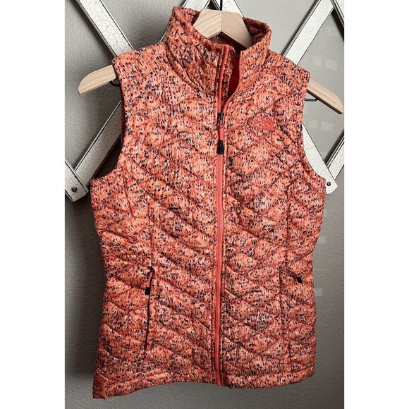 The North Face Women’s XS Thermoball Vest Pattern - Picture 1 of 10